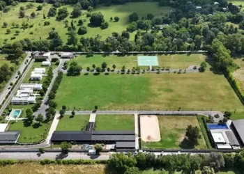 El fiscal contempla llevar a la Corte el caso de la mansión de Pilar vinculada a la AFA