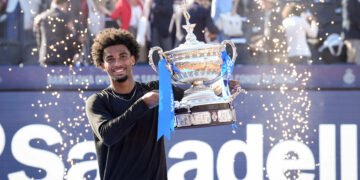 Arthur Fils, la nueva esperanza del tenis francés, conquista su primer Masters 1000 en Cincinnati