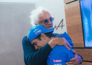 Flavio Briatore explica la permanencia de Colapinto en Alpine