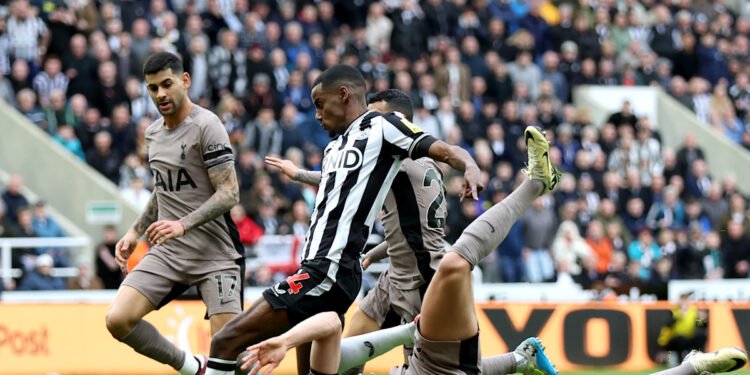 Tottenham Hotspur y Newcastle United se enfrentan en la Premier League 2026: día, hora y detalles para seguirlo online