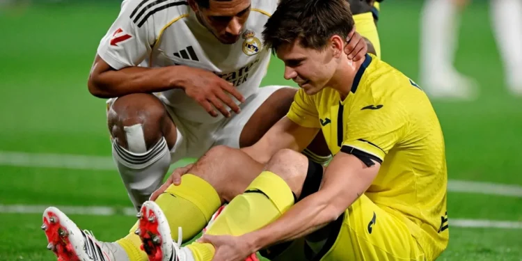 Foyth regresa al juego tras seis meses y comparte su experiencia sobre la lesión: “Al principio, era todo negatividad”