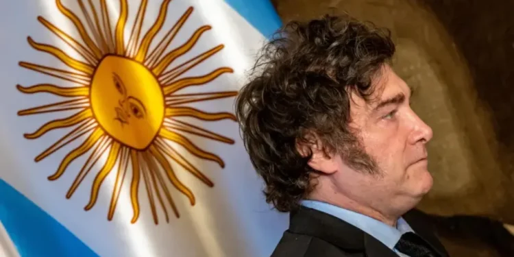 Javier Milei aborda la causa Malvinas y caracteriza a Trump como un ‘gran negociador’
