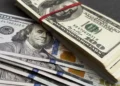 Mercado cambiario en el fin de semana: a cuánto cotizan el dólar oficial y el blue este sábado 15 de agosto