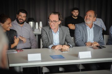 El Gobierno se prepara para frenar iniciativas sobre deudas familiares en el Congreso