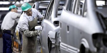 La producción automotriz se desplomó en agosto