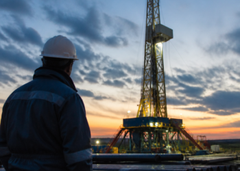 YPF asegura compradores para su ambicioso proyecto energético en la Argentina