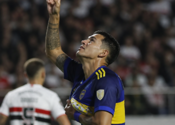 Leandro Lozano: De la tristeza por Juan Izquierdo a la alegría de su primer gol en Boca en el Morumbí