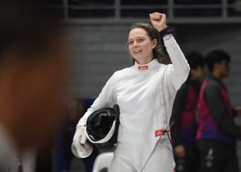 Una argentina en Nueva York se corona campeona en esgrima: ‘Estas oportunidades son pocas’