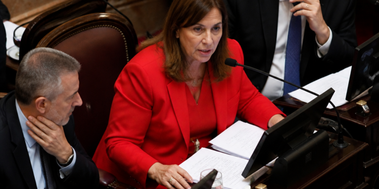 El Senado busca avanzar en la aprobación del Tratado de Patentes con ajustes a favor de laboratorios locales