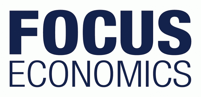 Proyecciones económicas: expectativas sobre el dólar y tasas de interés hacia 2027