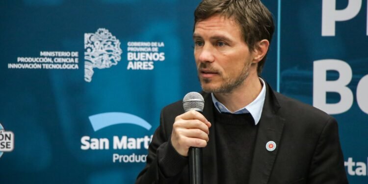 Augusto Costa analizó el futuro económico ante un posible triunfo de Kicillof