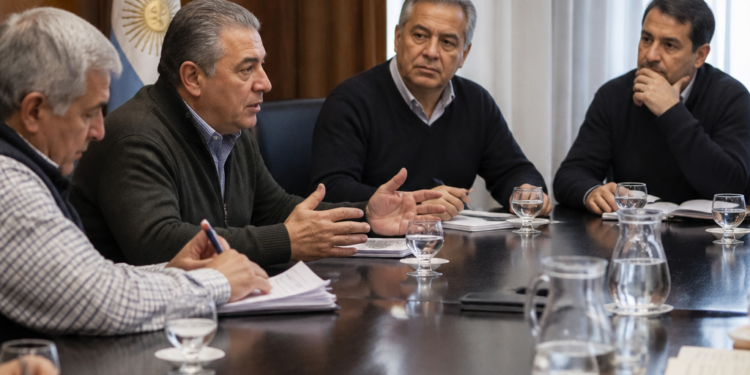 Acuerdo paritario del Sindicato de Comercio incluye un aumento trimestral del 5,7%