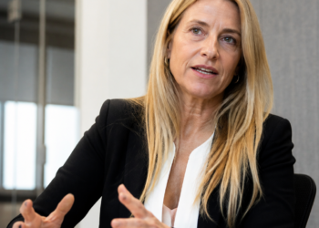 María Castiglioni explicó por qué la economía actual difiere de la de 2018 y advirtió que el mercado “siempre corre el arco”