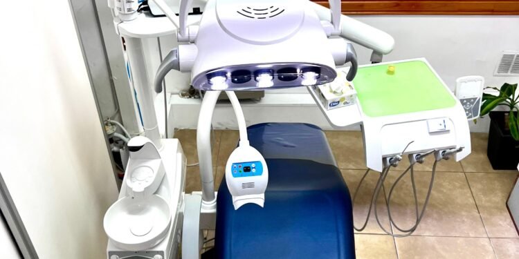 El 70% de los niños ingresa a primer grado con caries: en la Ciudad, buscan adelantar la primera consulta odontológica a los 18 meses