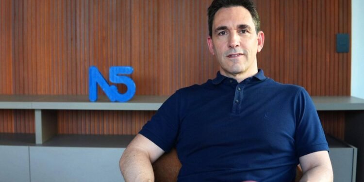 N5 destinó 34 millones de dólares a la compra de tres firmas de inteligencia artificial